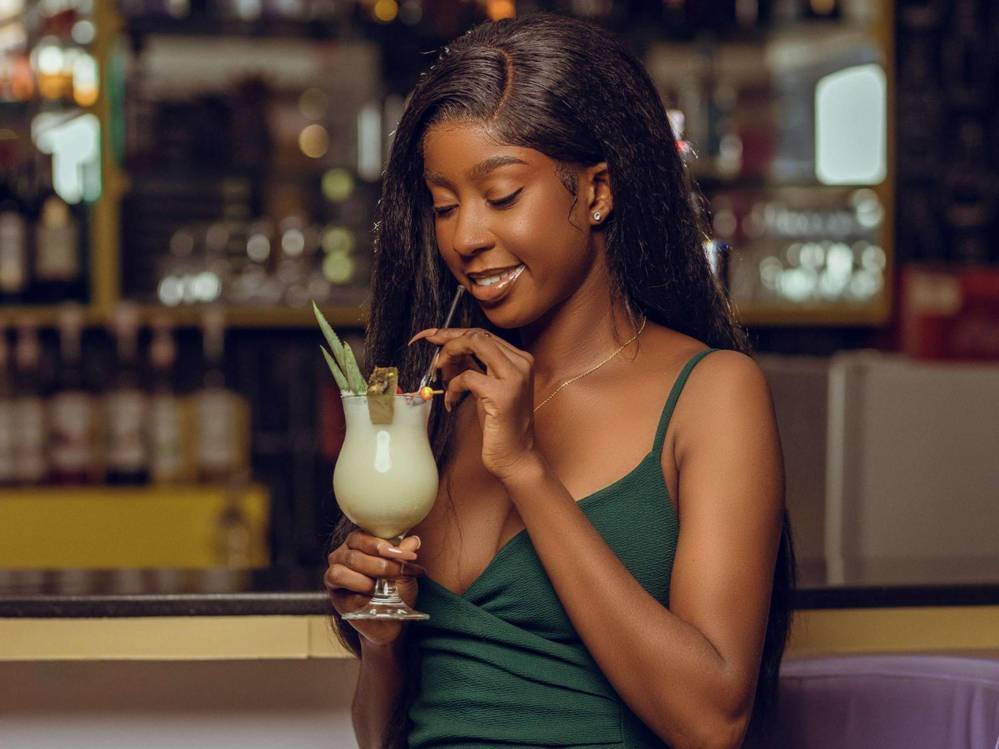 ホテル Ibis Styles Accra Airport エクステリア 写真